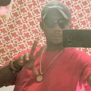 Meet your Posher, Dwayne